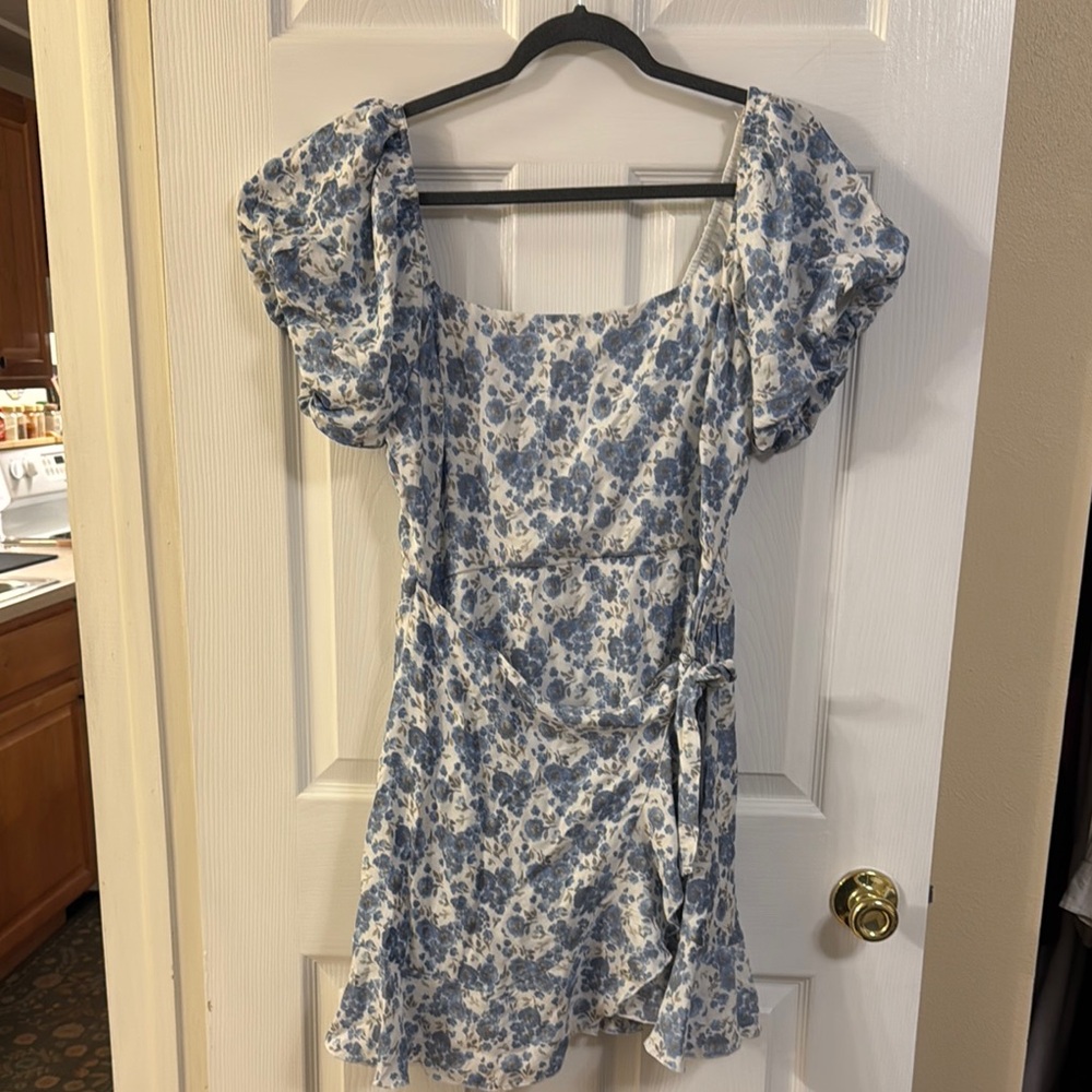 Floral Puff Sleeve Dress